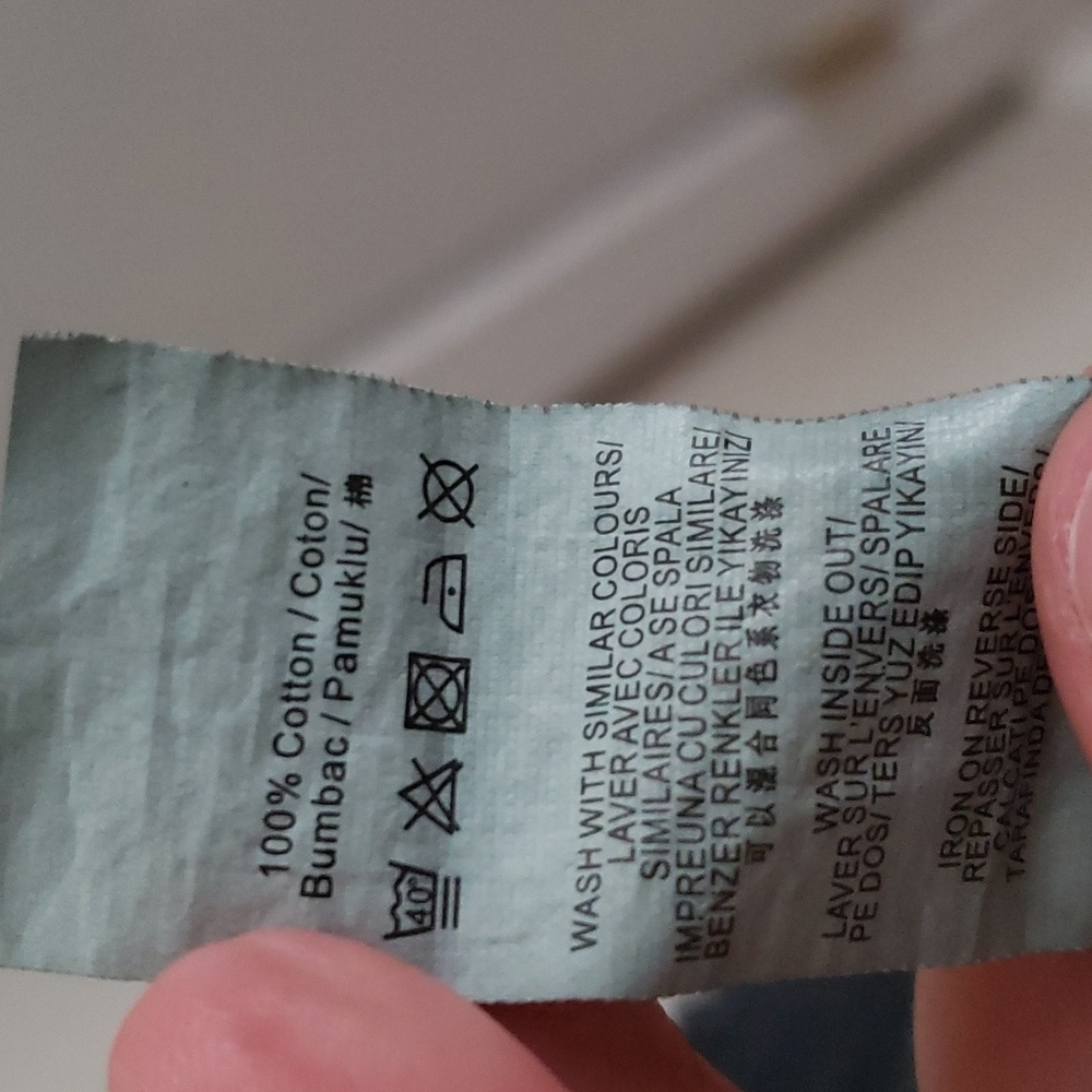 Missguided Distressed Denim Jacket - Picture 6 of 7